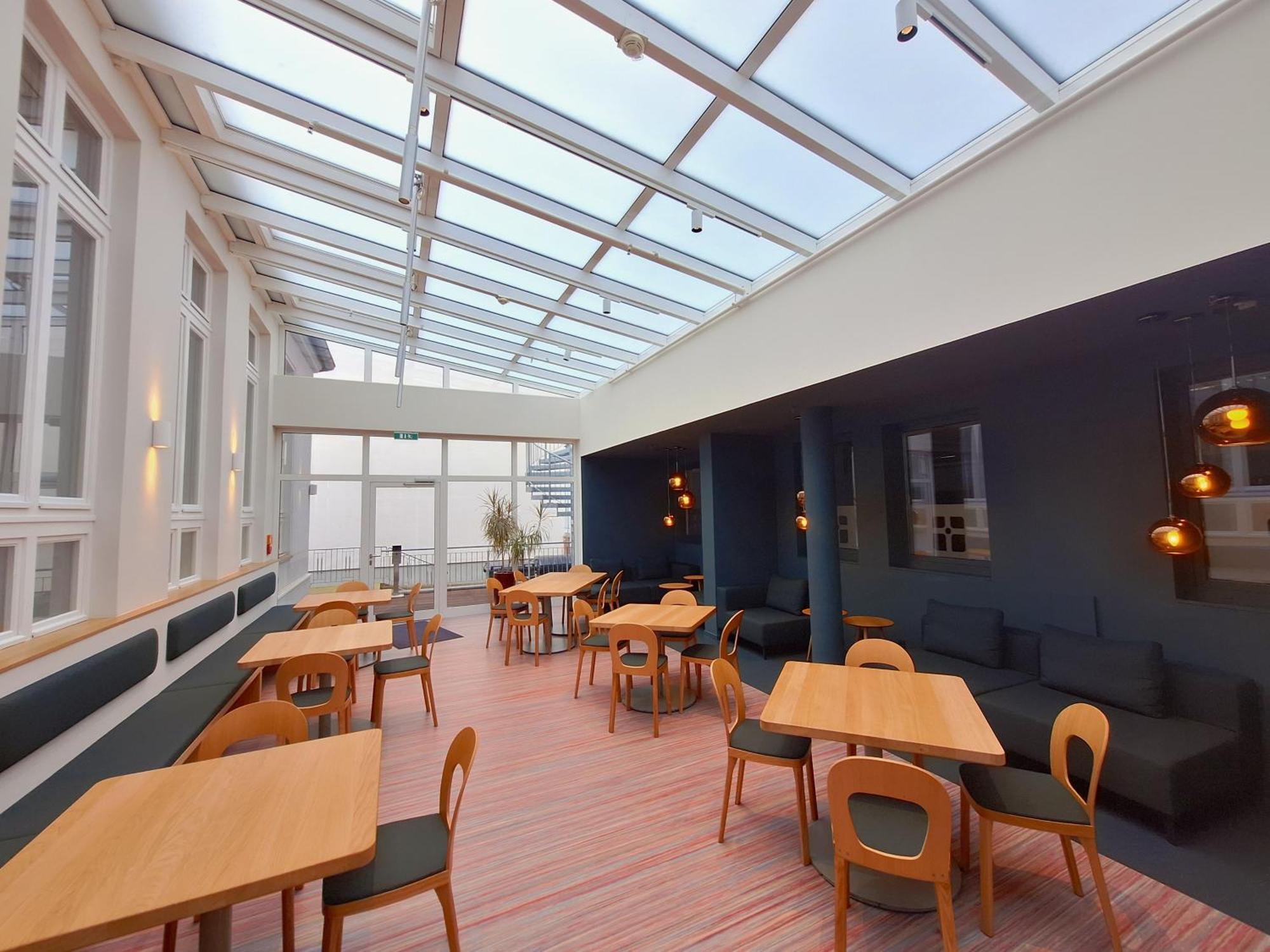 Dietrich-Bonhoeffer-Hotel Berlin Mitte — Photos 1